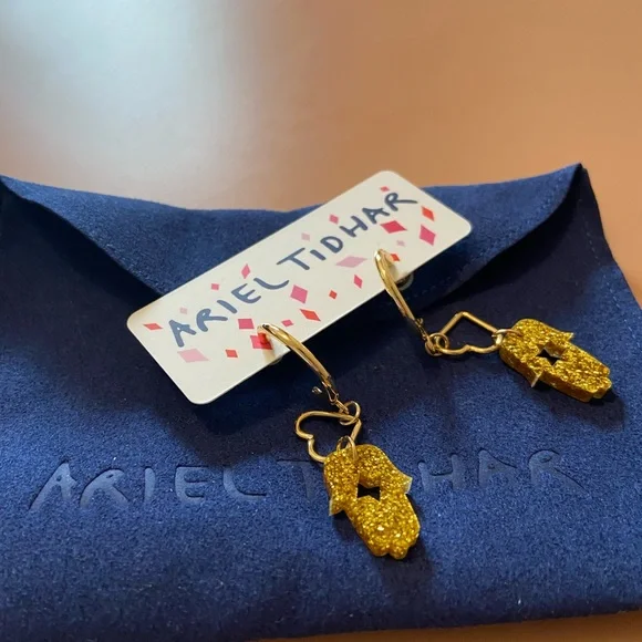 NEW Ariel Tidhar Judaica Hamsa Magen Sparkly Gold Hoop Earrings - Picture 2 of 4